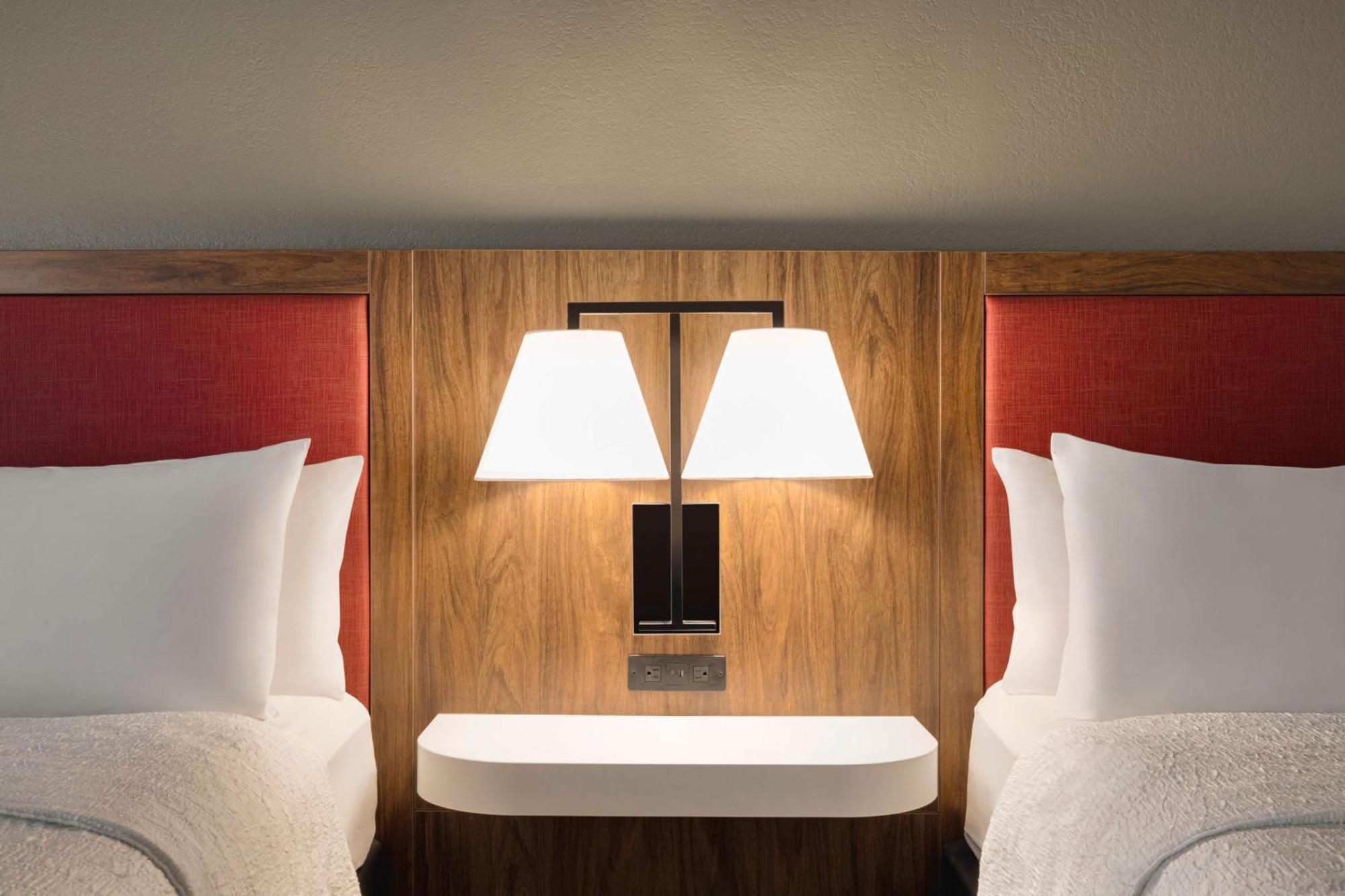 Hampton Inn Starkville Εξωτερικό φωτογραφία