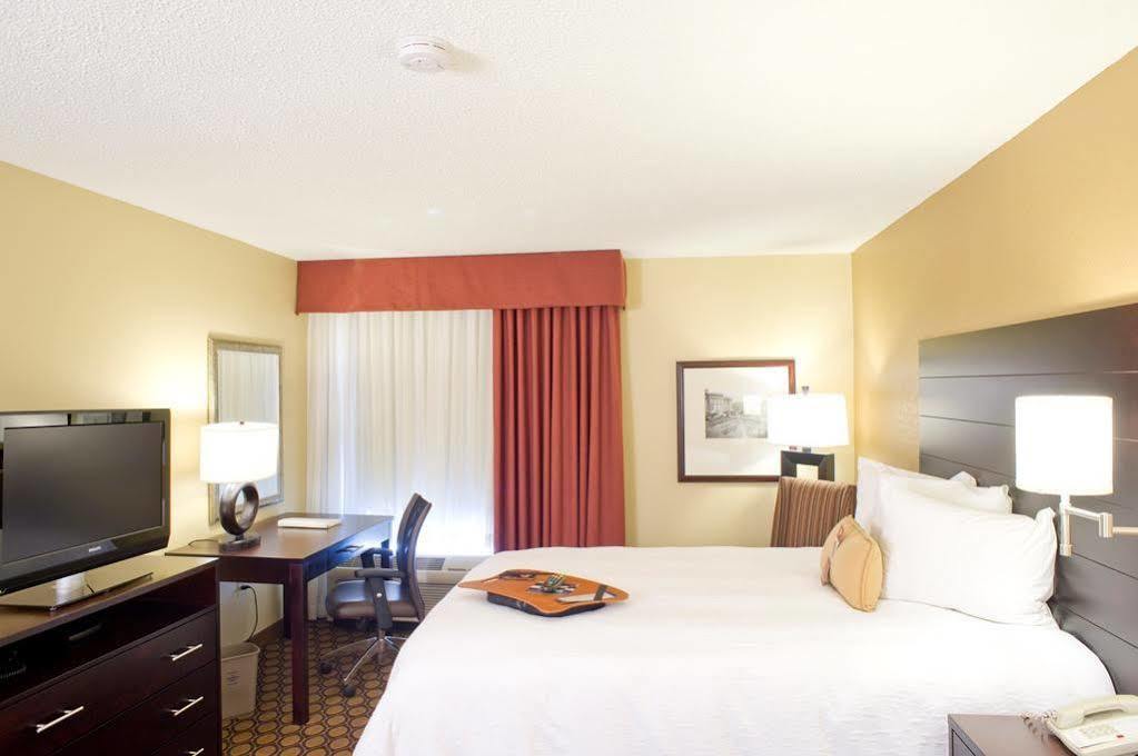 Hampton Inn Starkville Εξωτερικό φωτογραφία