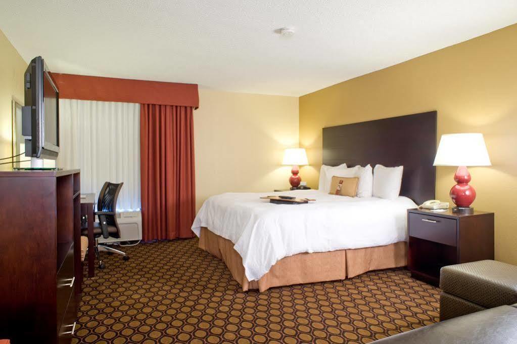 Hampton Inn Starkville Εξωτερικό φωτογραφία